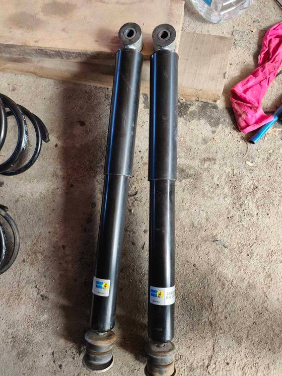 Bilstein B4 (24-018593 / B46-1859) - Предни амортисьори за G-класа W463 W460 W461