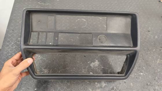 Рамка за табло и радио за W460 G-класа A4606801231